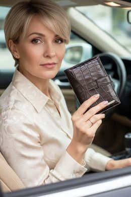 Кожаная обложка Karya на автодокументы KR445-57 темно-коричневого цвета