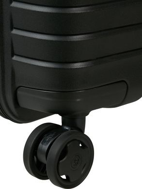 Чемодан Samsonite Intuo с отделением для ноутбука до 15,6" из полипропилена на 4-х колесах KL9*005 Black (малый)
