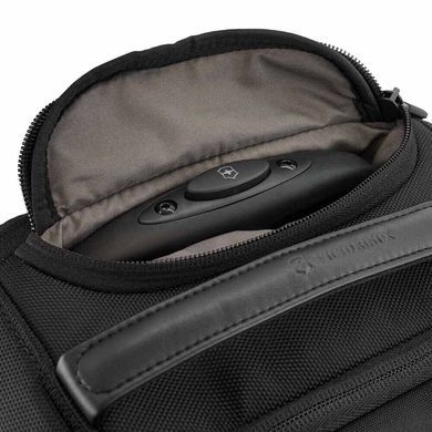 Рюкзак на колесах с отделением для ноутбука до 17" Victorinox Altmont Professional Vt606634 Black