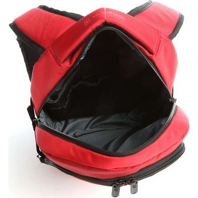 Повсякденний рюкзак з відділенням для ноутбуку до 15" Victorinox Vx Sport Evo Compact Vt611414 Scarlet Sage
