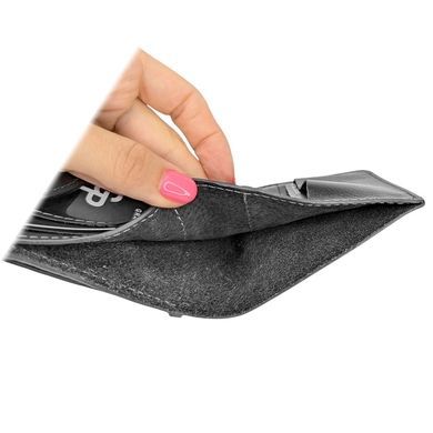 Кошелек женский Grande Pelle из натуральной гладкой кожи GP500610 черного цвета