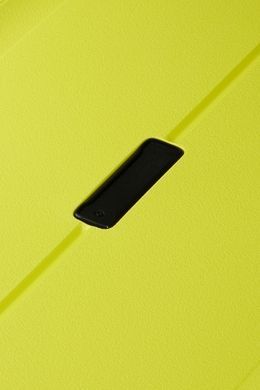 Валіза Samsonite Essens з поліпропілену на 4-х колесах KM0*001 Lime (мала)