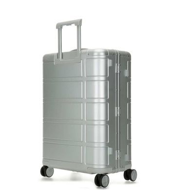 Валіза з алюмінію на 4-х колесах American Tourister Alumo 70g*001 (мала), 70g-Silver, Середня M, 5,3 кг, 50-75 літрів, 74 л, 46 x 67 x 27,5 см, більше 4 кг, Без розширення, Сірий