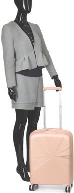 Чемодан American Tourister Starvibe из полипропилена на 4-х колесах MD5*002 Metallic Peach (малый)